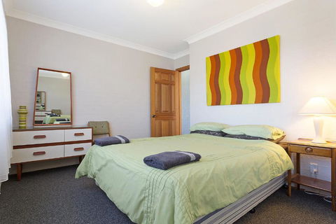 Pacific Pines Unit 6 - QLD Tourism 6