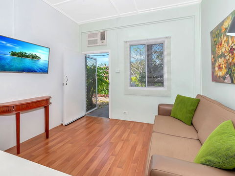 Easy Going Holiday Unit On McKenzie MK5 - QLD Tourism 4