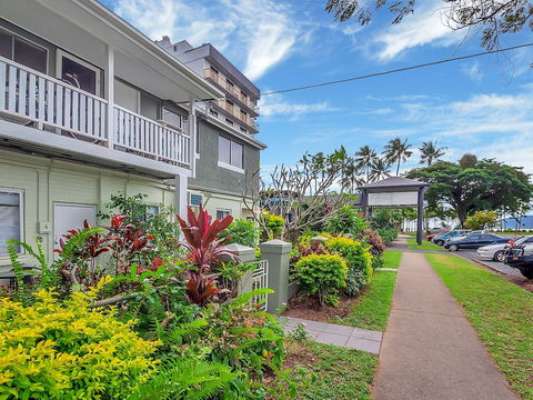 Easy Going Holiday Unit On McKenzie MK5 - QLD Tourism 0