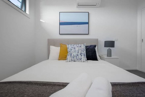 Trendy Sweet Home In Blackburn South - QLD Tourism 5