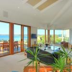 BEDARRA MOLLYMOOK BEACH - QLD Tourism 0