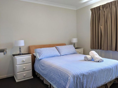 Sails On Bannister At Mollymook - QLD Tourism 6