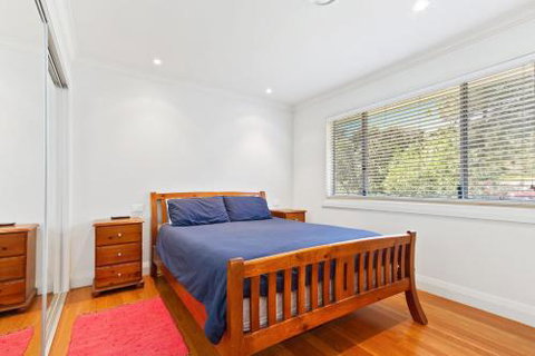 MITCHELL PARADE 120 MOLLYMOOK - QLD Tourism 1