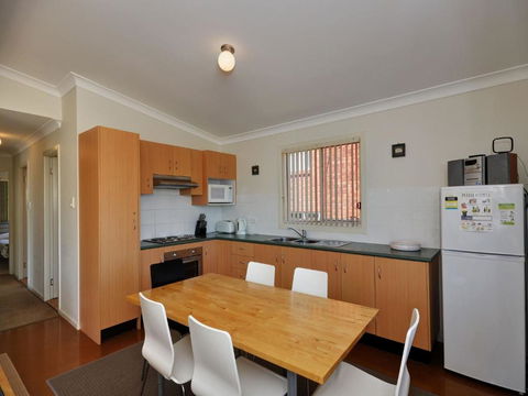 Coastal Cottage - QLD Tourism 3