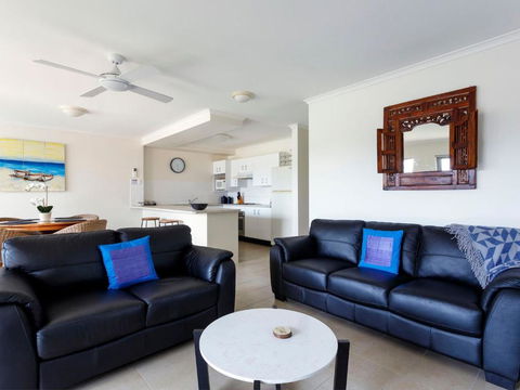 Seachange Apartment 1 - QLD Tourism 2