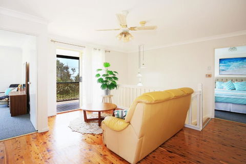 The Crescent Pet Friendly 1 Min To Beach - QLD Tourism 2