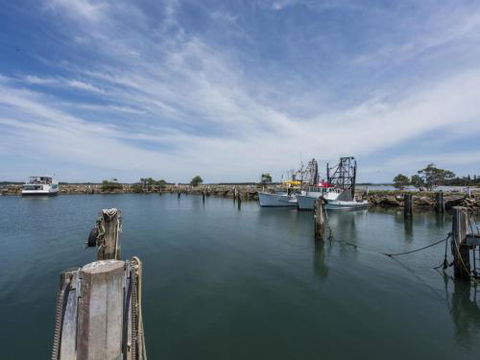 Bayside Beauty - QLD Tourism 1