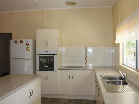 Luka Land - QLD Tourism 4