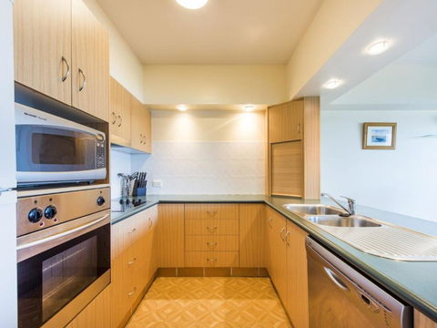 Riverview Apartments 1.3 - QLD Tourism 5