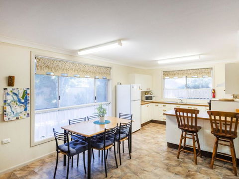 Mermaid Lodge - QLD Tourism 4