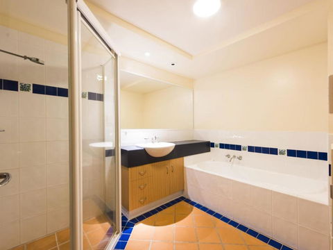 Riverview Apartments 2.3 - QLD Tourism 6