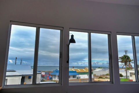 Cloudscape Apartment No 2 - Queensland Tourism 1