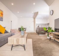 Refreshing 2bed2bath APT in Upcoming Liverpool