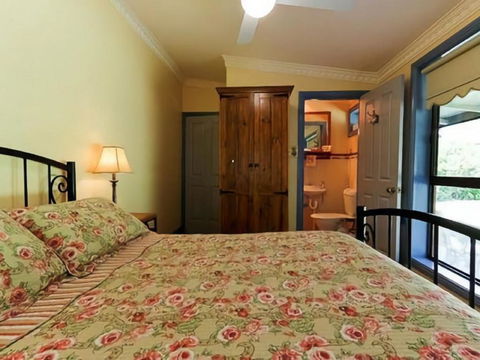 Magnolia Cottage Kangaroo Valley - Queensland Tourism 3