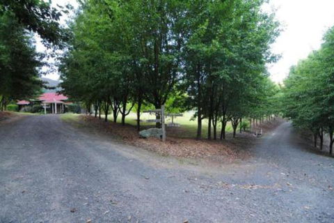 Willabrook Retreat Rest Cottage Spoil Yourself! - Queensland Tourism 3