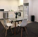 Modern Apartment in Liverpool CBD