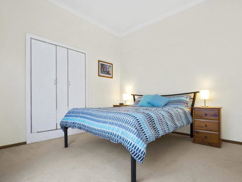 Fairwater In Mollymook - QLD Tourism 6