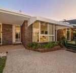 Woorim Secluded Palms Cottage - Queensland Tourism