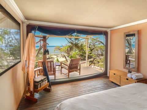 Wilson Island - Queensland Tourism 3
