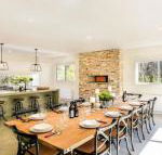 Amaroo modern luxurious  chic - Queensland Tourism