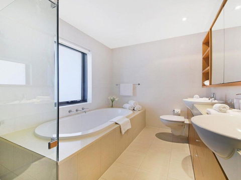 Arum 4 Heritage Park Contemporary & Timeless - Queensland Tourism 2