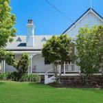 Blake House Iconic Coastal Homestead - Queensland Tourism 1