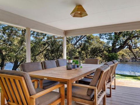 Cabarita On Currarong Creek - QLD Tourism 1