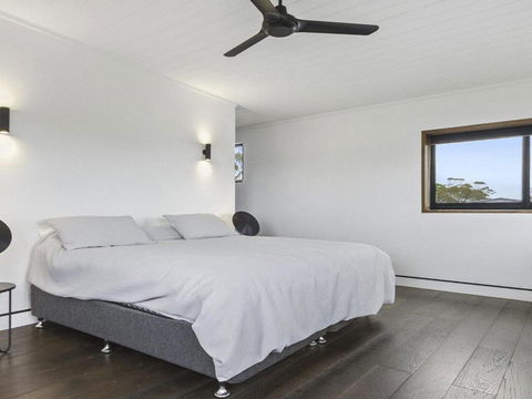 Horizons At Currarong Architecturally Designed Beach House - QLD Tourism 2