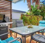 Sea Shack renovated 1950s beach house