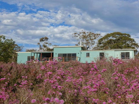 Tea Tree Hollow 50 Percent Off Third Night On Weekend - Queensland Tourism 2