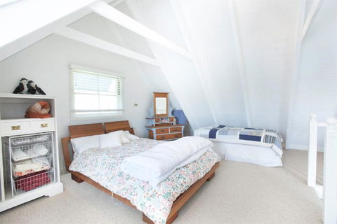 The Dolls House Charming 2 Bedroom Cottage Just A Short Walk From The Village - Queensland Tourism 6