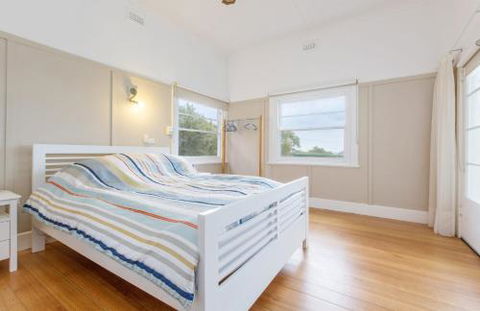 BEACHSIDE GETAWAY DROMANA - QLD Tourism 3