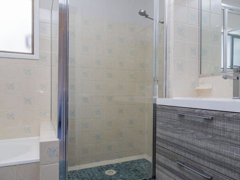 235 Mitchell Parade Mollymook - QLD Tourism 5