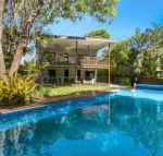Holiday hideaway Sunshine Beach