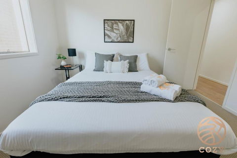 118 Refreshing 3BR Werribee Family House - Queensland Tourism 3