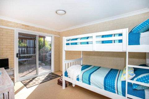 Coastal Horizons - QLD Tourism 6