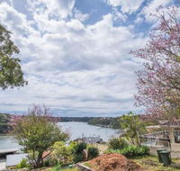 Scenic Illawong Riverside Getaway 1bed1bath Unit - QLD Tourism