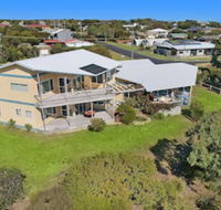Twelve Apostles Port Campbell Bed  Breakfast - Queensland Tourism