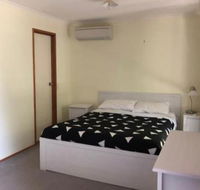 Self contained studio - QLD Tourism