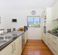 Papaya House - QLD Tourism