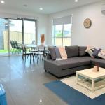 Homely Getaways In New Torquay - QLD Tourism 1