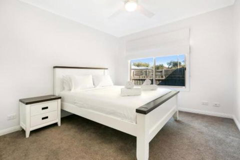 Easy Living Rosebud - Queensland Tourism 5