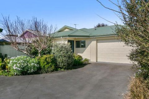 Easy Living Rosebud - Queensland Tourism 2