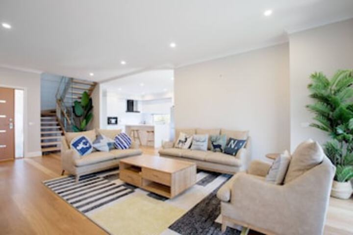 Ashwood VIC Queensland Tourism