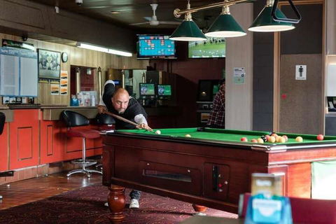 Top Of The Town Hotel Motel - Queensland Tourism 3