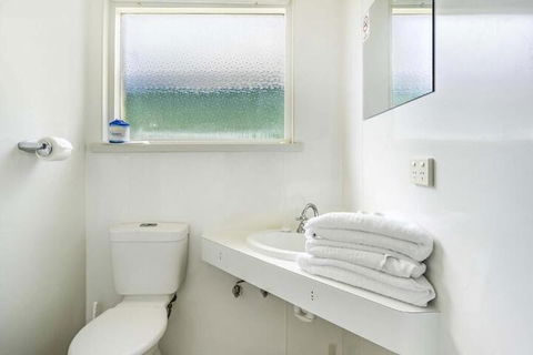Top Of The Town Hotel Motel - Queensland Tourism 7