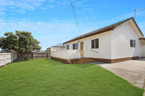 The Fishermans Cottage - QLD Tourism 2