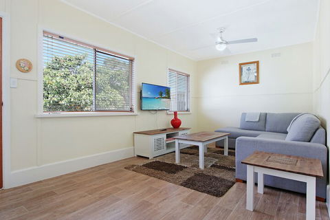 The Fishermans Cottage - QLD Tourism 3
