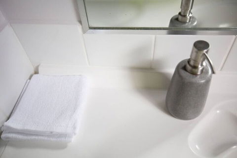 Sweethome2br@highton+parking - QLD Tourism 5