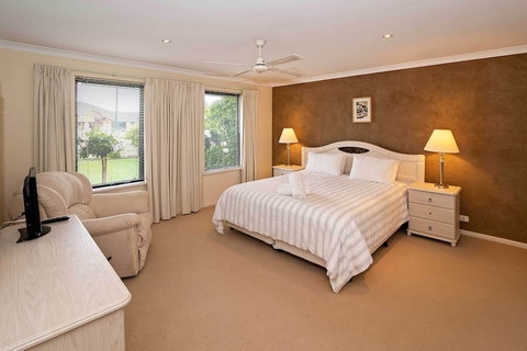 Tranquility On Troon - QLD Tourism 1